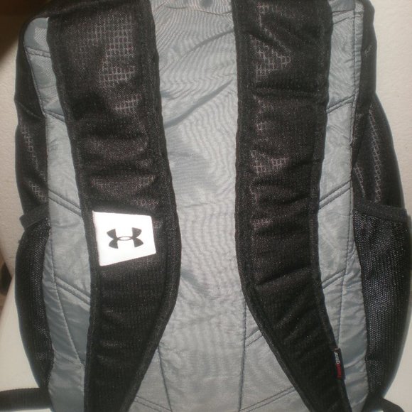 UNDER ARMOUR BRAND   Sports  Back Pack  Black - Picture 4 of 5